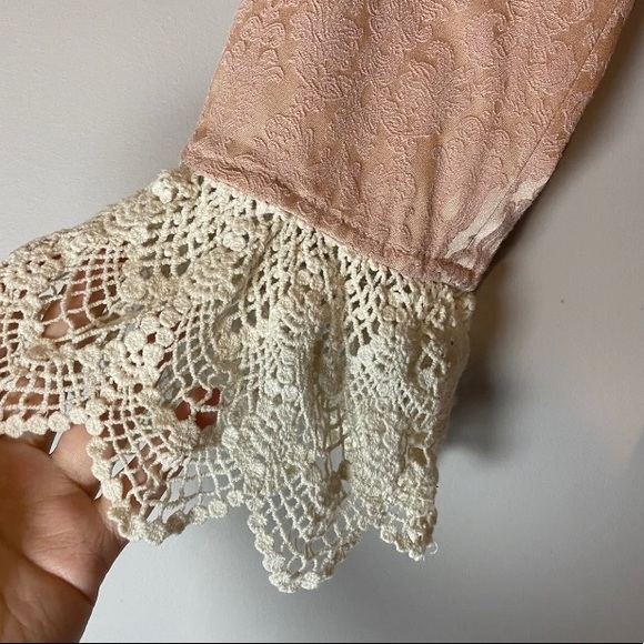 Sold - Picture 3 of 12